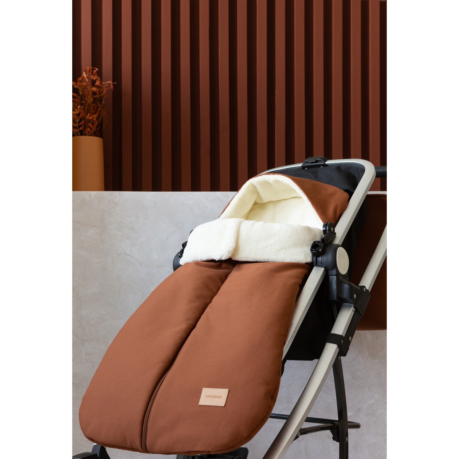 chanceliere-baby-on-the-go-clay-brown-nobodinoz.nd2lf7.max