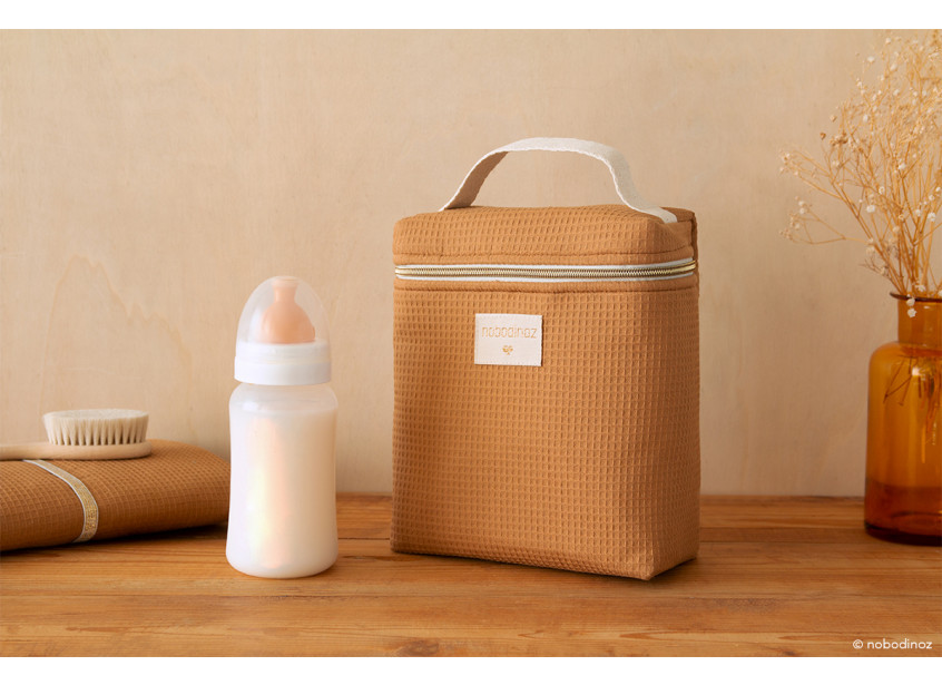 concerto-insulated-baby-bottle-and-lunch-bag-caramel-nobodinoz-2-8435574923745_1