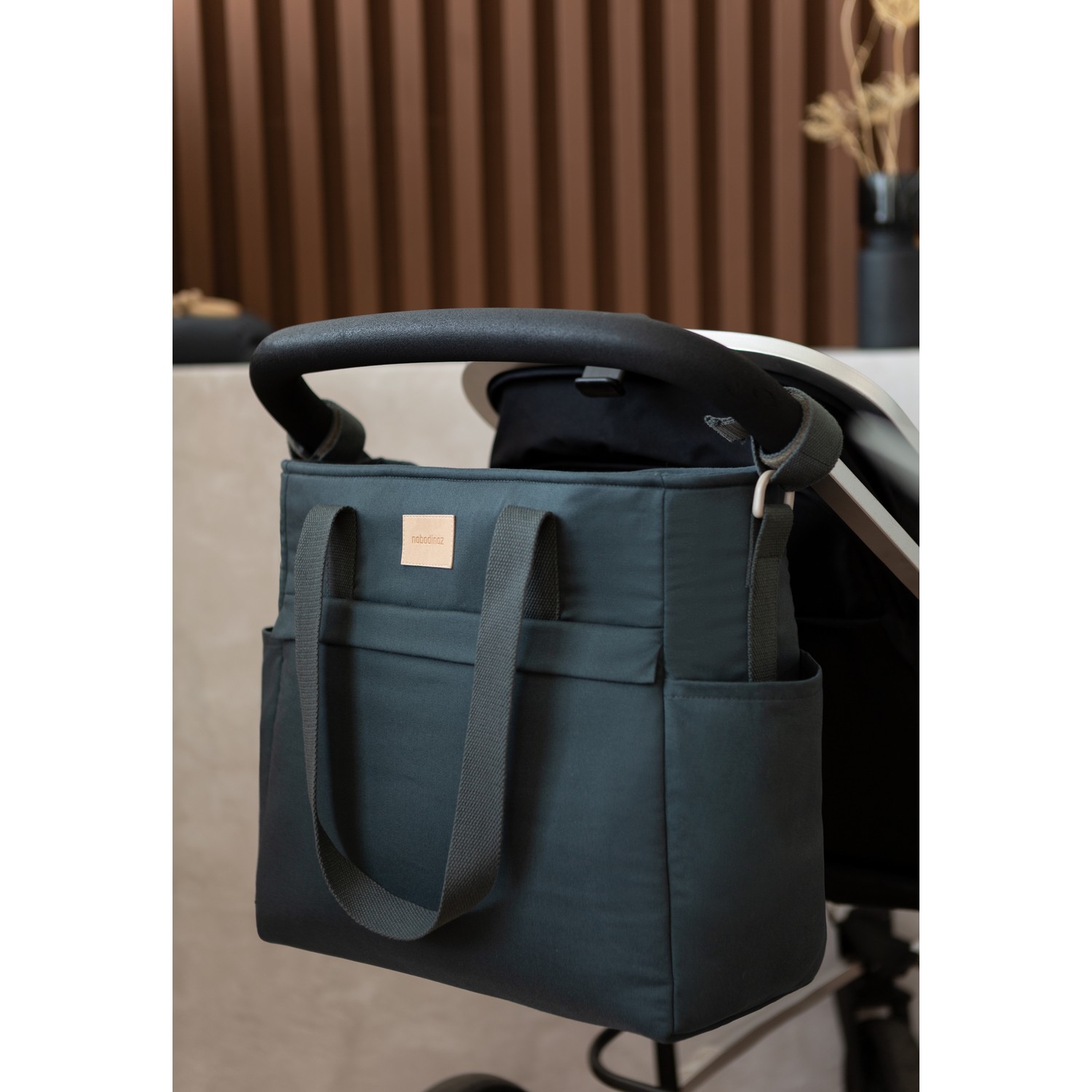 sac-a-langer-baby-on-the-go-carbon-blue-nobodinoz.fq4k9d.max